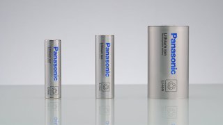 Batterietechnik von Panasonic Energy für künftige Mazda Modelle